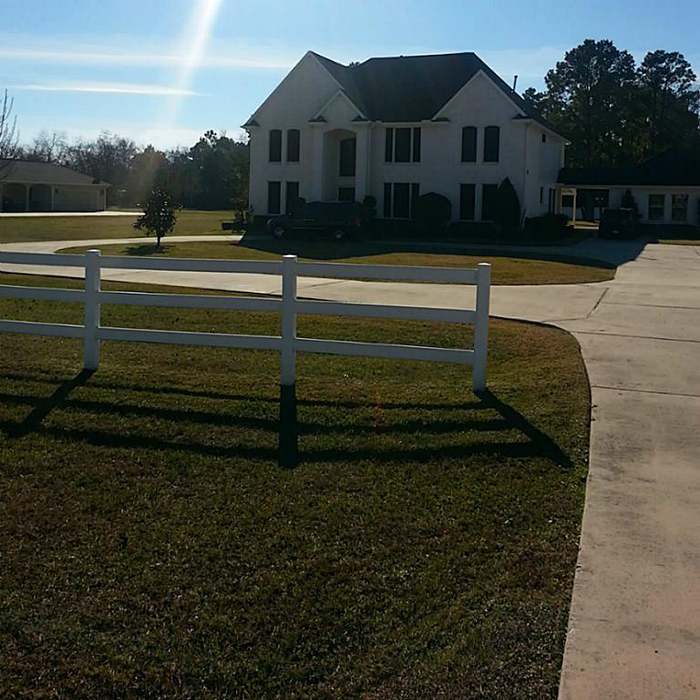 – Thickety Creek Farm –   – Texas